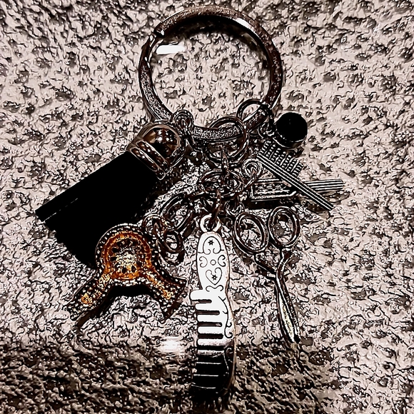 💇‍♀️ Antique Silver Glazed Hair Stylist  Charm Keychain - Picture 3 of 4